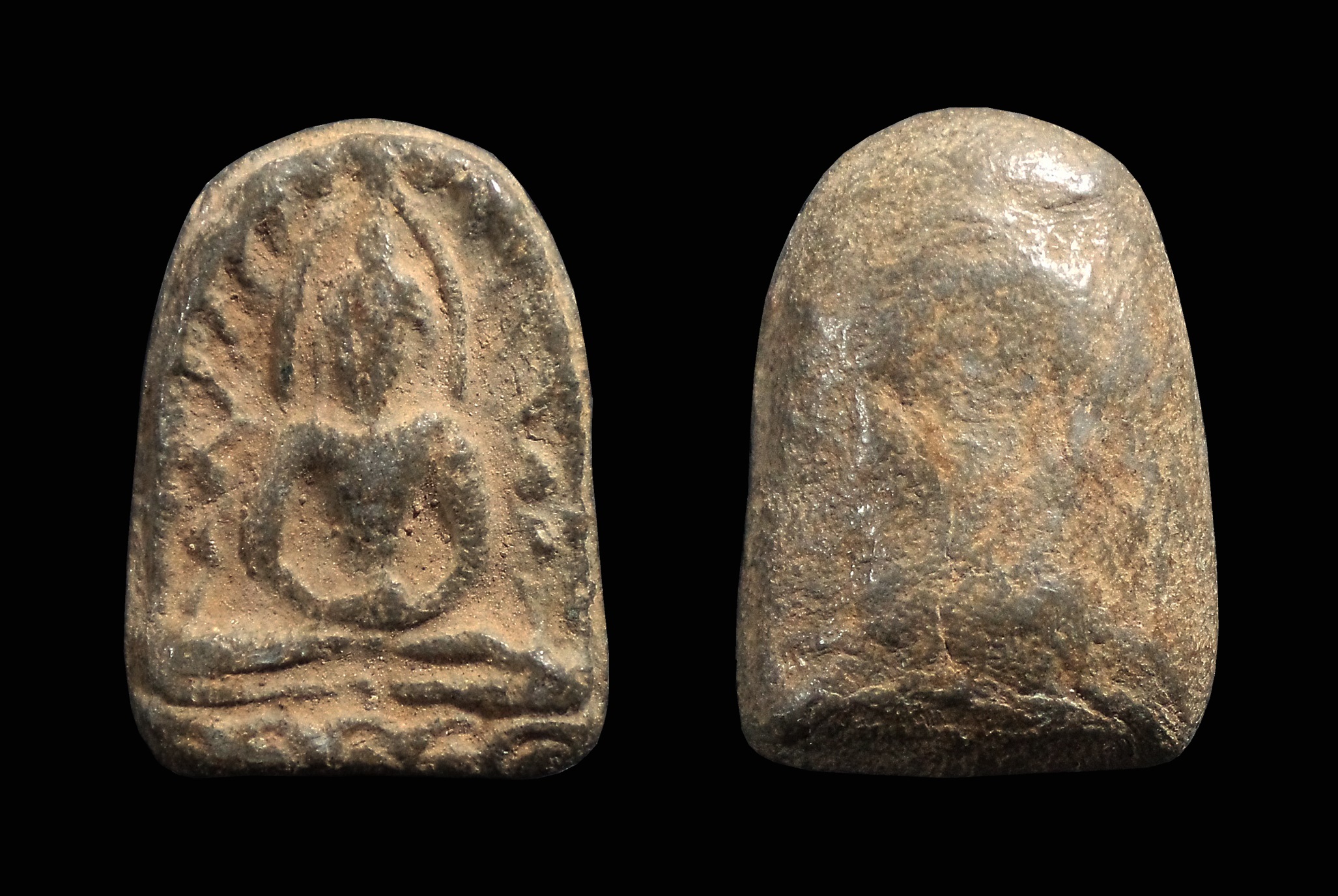 พระซุ้มกอ หลวงปู่สรวง บ้านละลม ดินปราสาทขอมผสมผงใบลาน