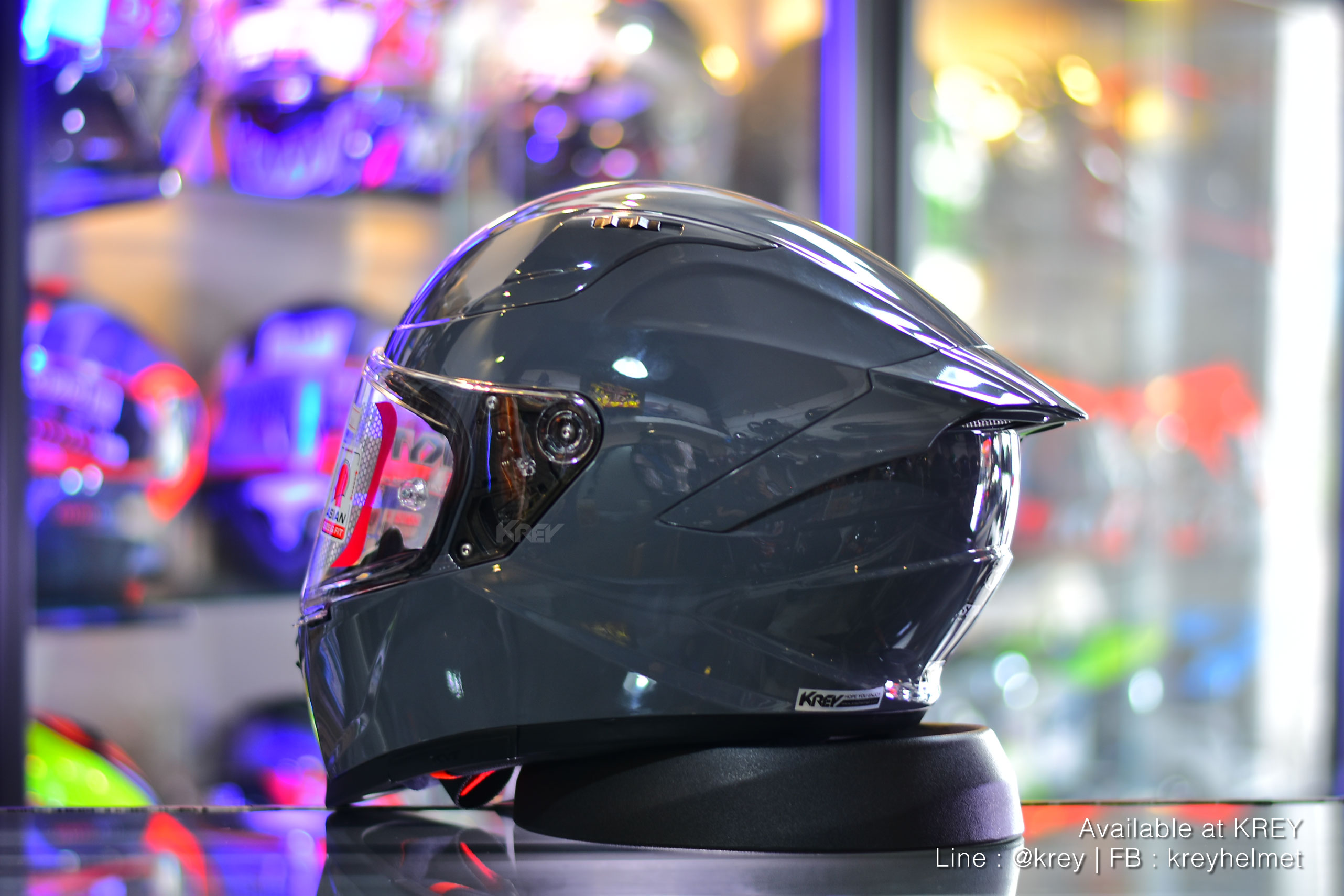 KYT model STRIKER PLAIN GREY