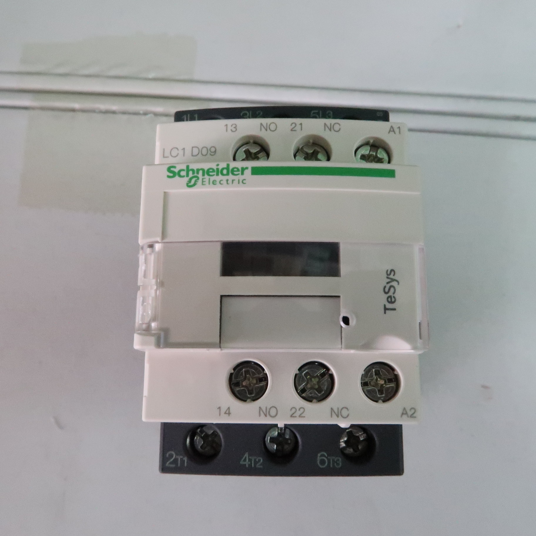 Magnetic Contactors LC1-D09M7 Coil 220V "Schneider"