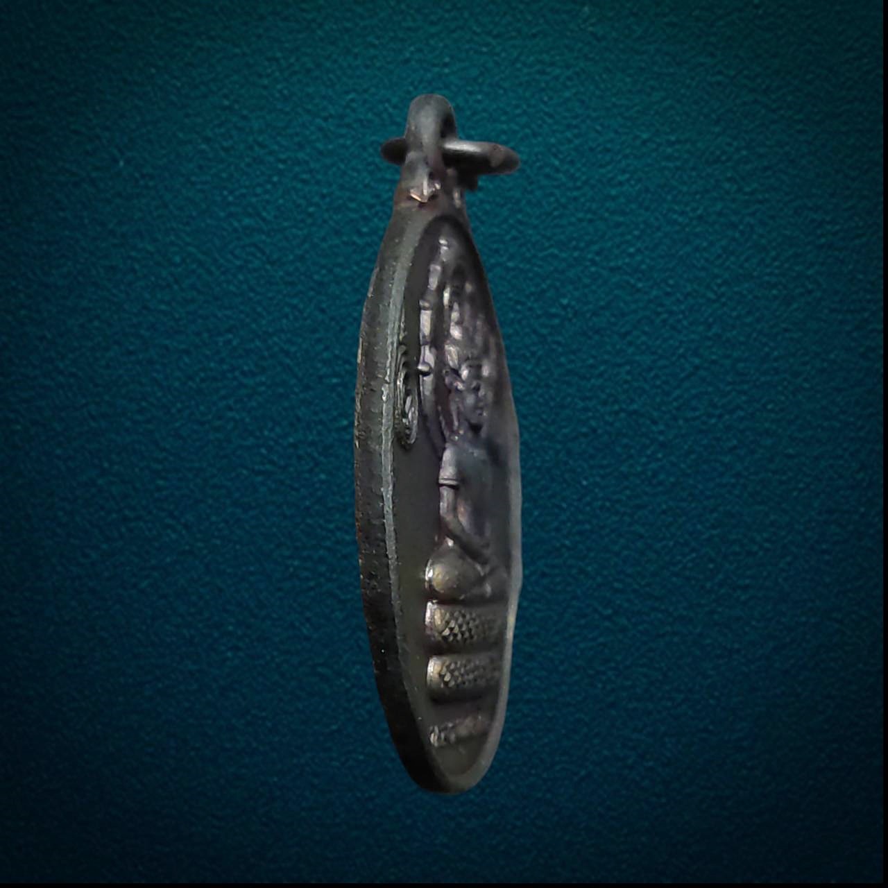 เหรียญหลวงพ่อหิน วัดสะตือ หลังสมเด็จพุฒาจารย์(โต) จ.อยุธยา ปี2536