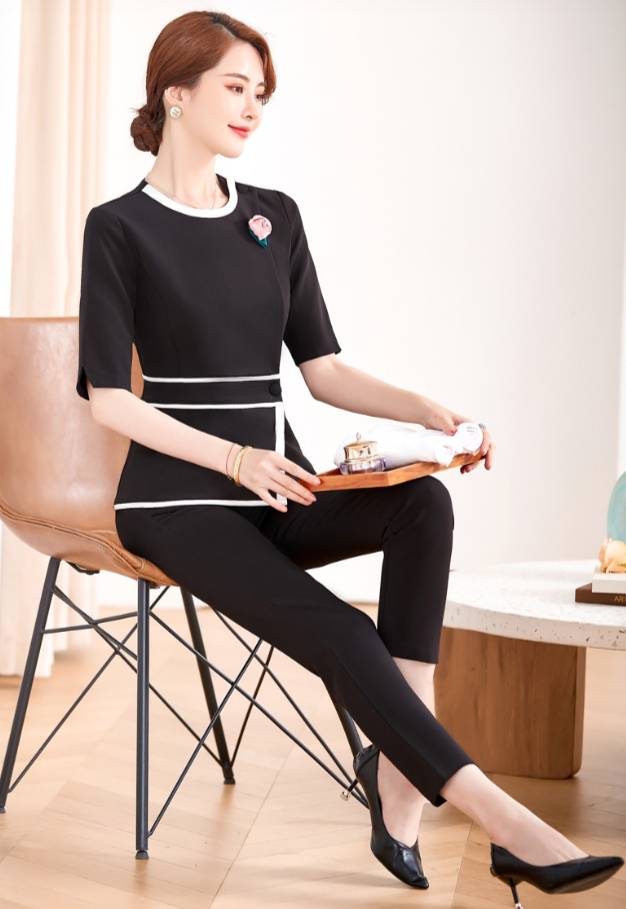 ชุดยูนิฟอร์มคลินิกความงาม ชุดนวดสปา ชุดพนักงานเสริมสวย