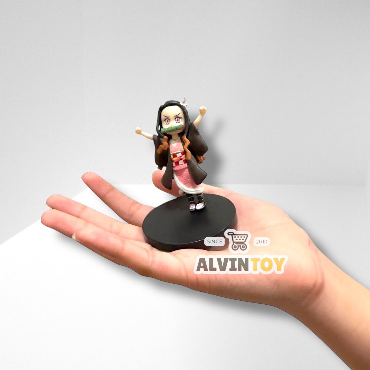 โมเดล เนซึโกะ ดาบพิฆาตอสูร เซ็ต 5 ตัว ขนาดความสูง 5.5 - 7 ซม. มีฐาน งานสวย