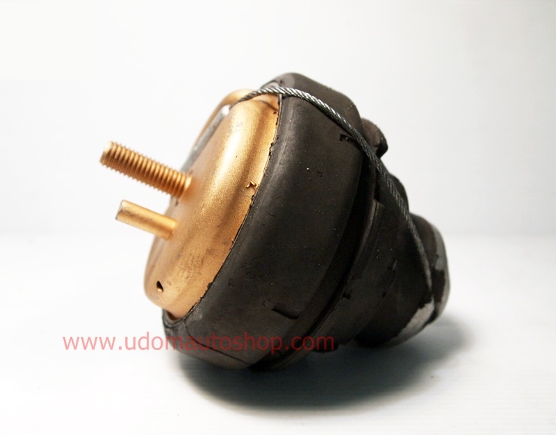 แท่นเครื่อง ตัวหน้า VOLVO 850 / #6801722