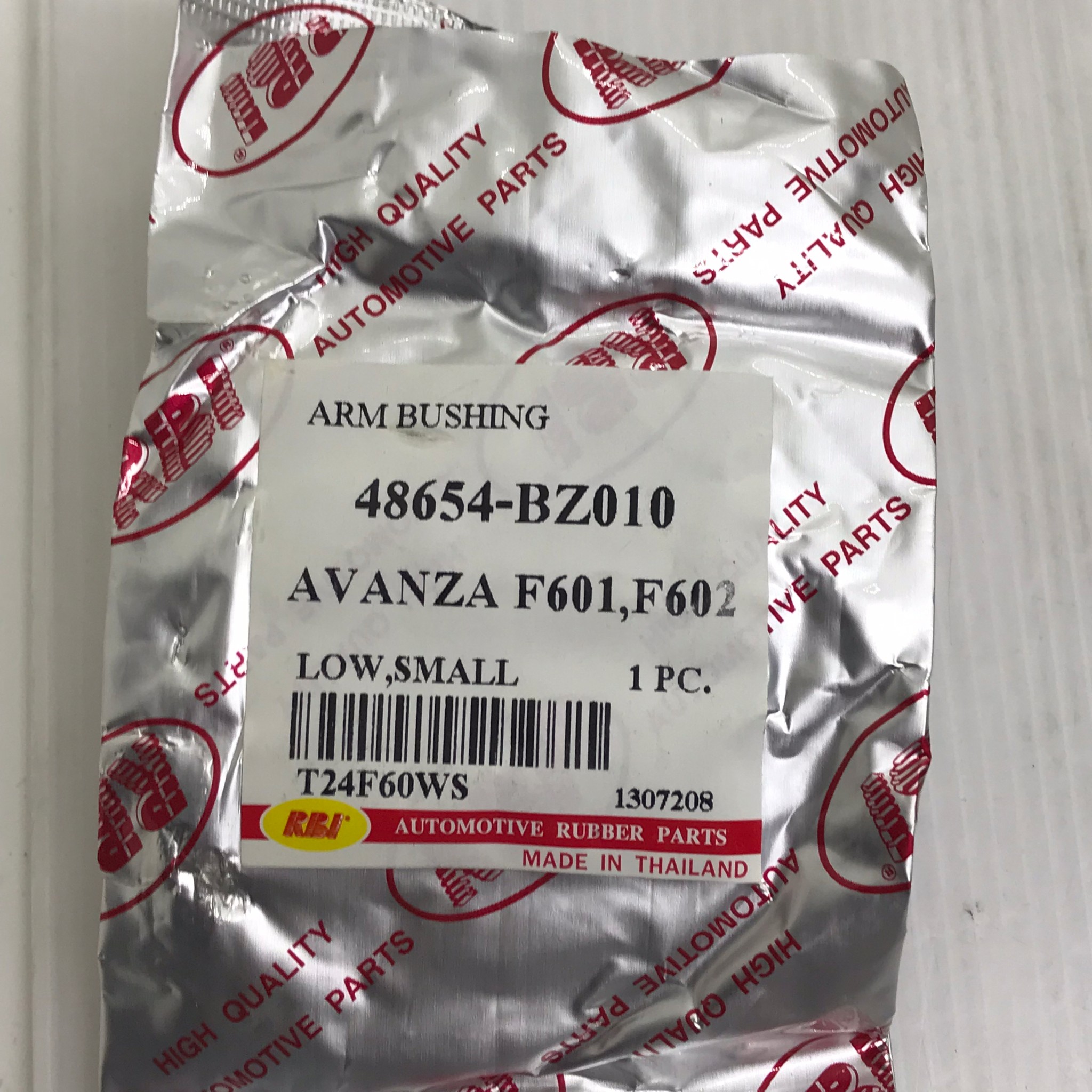 (1ตัว) บู๊ชปีกนก TOYOTA ตัวล่าง ตัวเล็ก AVANZA / F601 / F602 ปี 2004-2006 ตัว ล่าง โตโยต้า อแวนซ่า / LOWER / SMALL ARM BUSHING ยี่ห้อ RBI / เบอร์ 48654-BZ0110 / T24F60WS
