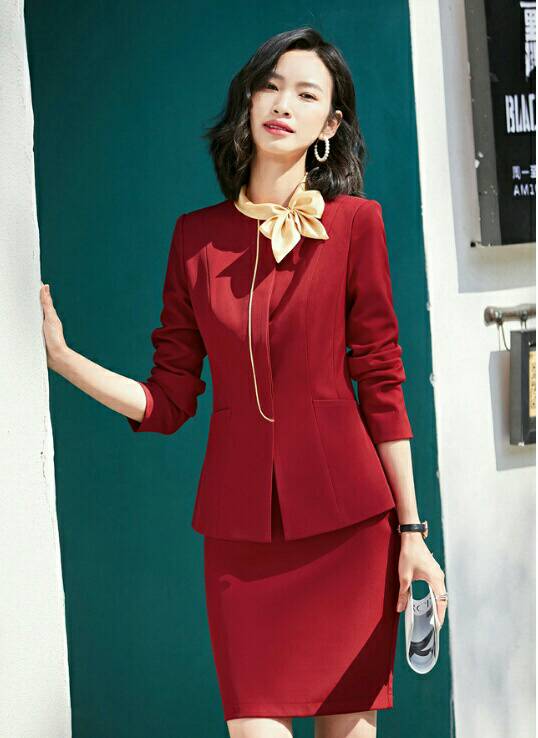 ชุดสูท ชุดพนักงานต้อนรับโรงแรม ชุดพนักงานออฟฟิศ