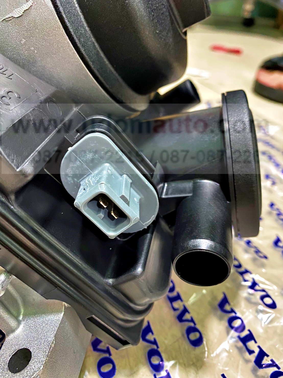 ฐานกรองน้ำมันเครื่อง + โอริง VOLVO S80,V50,S40 วอลโว่ S80 /แท้ VOLVO