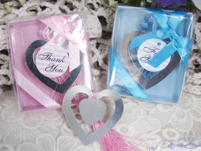 ที่คั่นหนังสือโลหะ รูปหัวใจ แพ็คกล่องผูกโบว์ พร้อมป้ายชื่อ