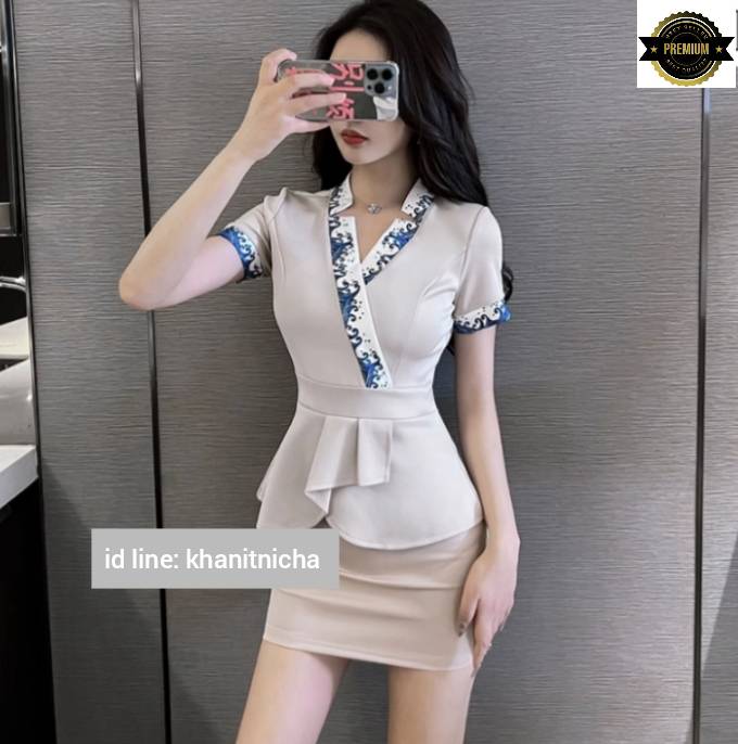 ชุดฟอร์มพนักงานสีครีม สีฟ้า ชุดคลินิกความงาม ชุดพนักงานต้อนรับ ชุดพนักงานขาย