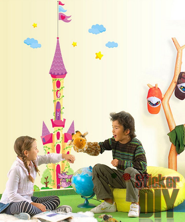 Transparent Wall Sticker สติ๊กเกอร์ติดผนัง ปราสาทมังกรน้อย (กว้าง95cm.xสูง180cm.)