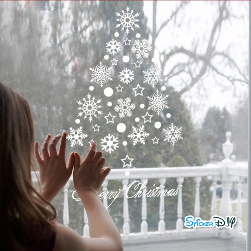 Transparent wall sticker สติ๊กเกอร์ติดผนัง เกล็ดหิมะ "Merry Christmas" (กว้าง>80cm.xสูง>67cm.)