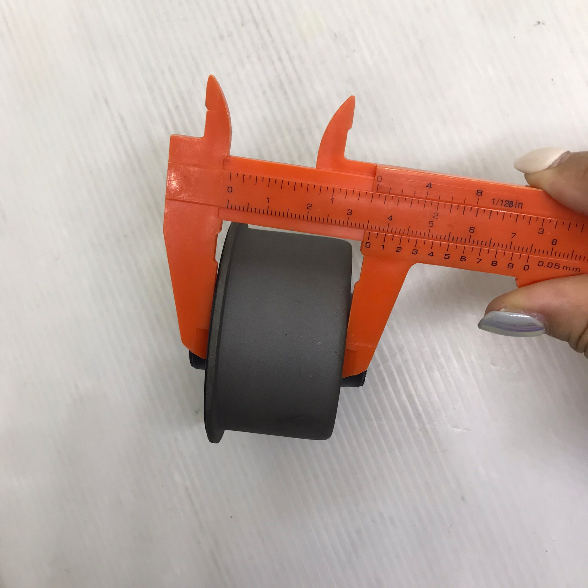 (1ตัว) บู๊ชปีกนก MAZDA ตัวล่าง ตัวใหญ่ MAZDA 2 ปี 2009-2014 / FIESTA ปี 2010-2016 ตัว ล่าง มาสด้า เฟียสต้า / LOWER / BIG ARM BUSHING ยี่ห้อ RBI / เบอร์ DL33 34 460 / D24MZ2WB