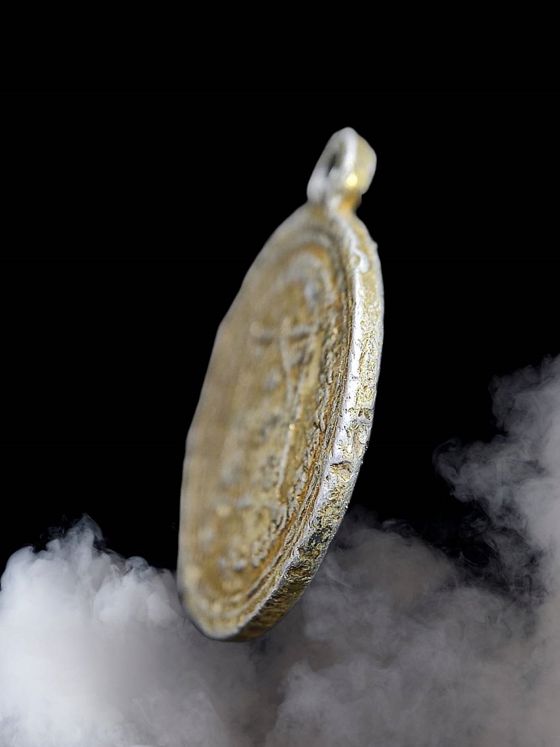 เหรียญหลวงปู่ทวด วัดช้างให้ รุ่นไหว้ครู ปี2505 เนื้ออลูมิเนียมหูปิ่นโต กะไหล่ทอง(พิมพ์หน้าแก่)