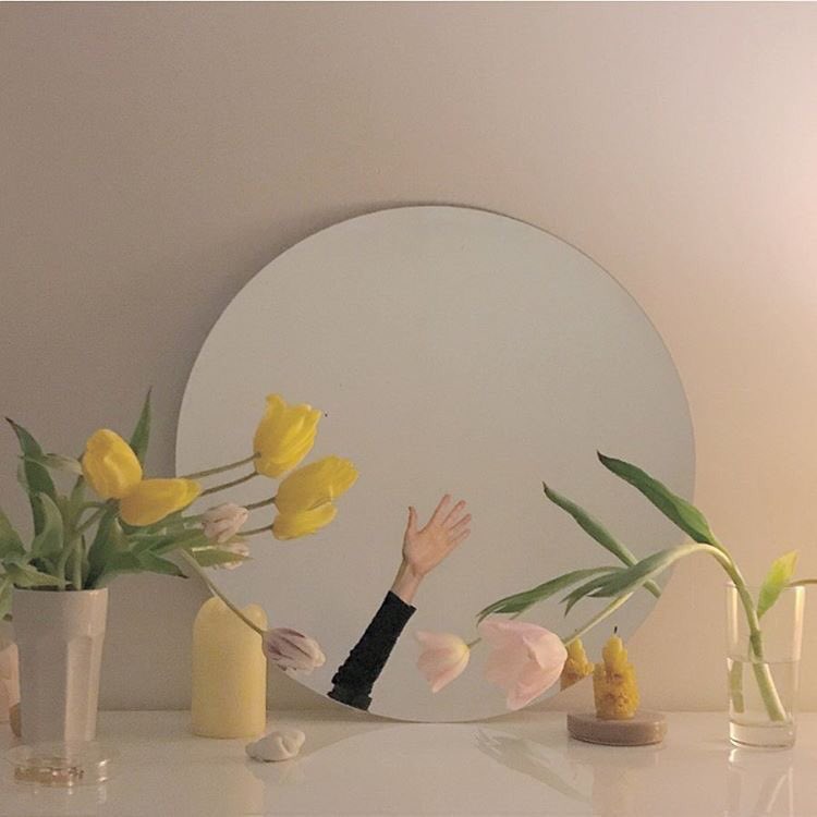 กระจกมินิมอลตั้งโต๊ะ ทรงหยัก, ทรงวงกลม