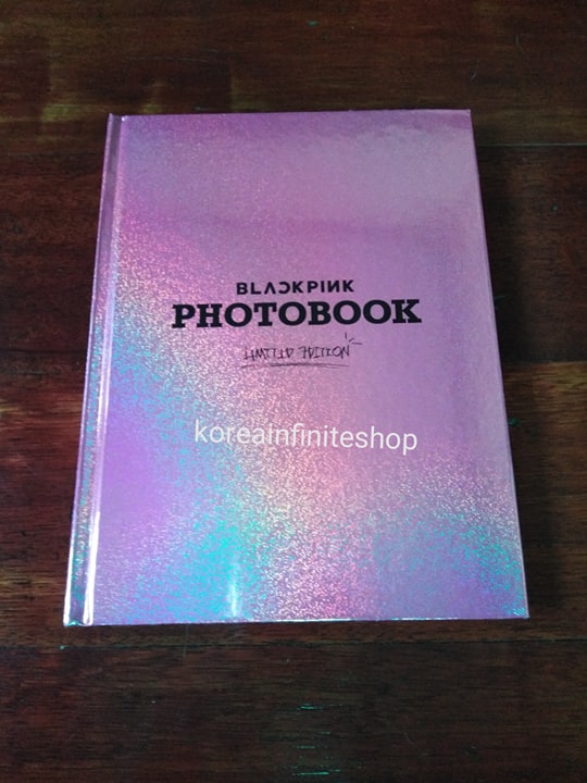 ( พร้อมส่ง ) BLACKPINK PHOTOBOOK ( Limited Edition ) ** มี Poster พับภายในเล่ม **