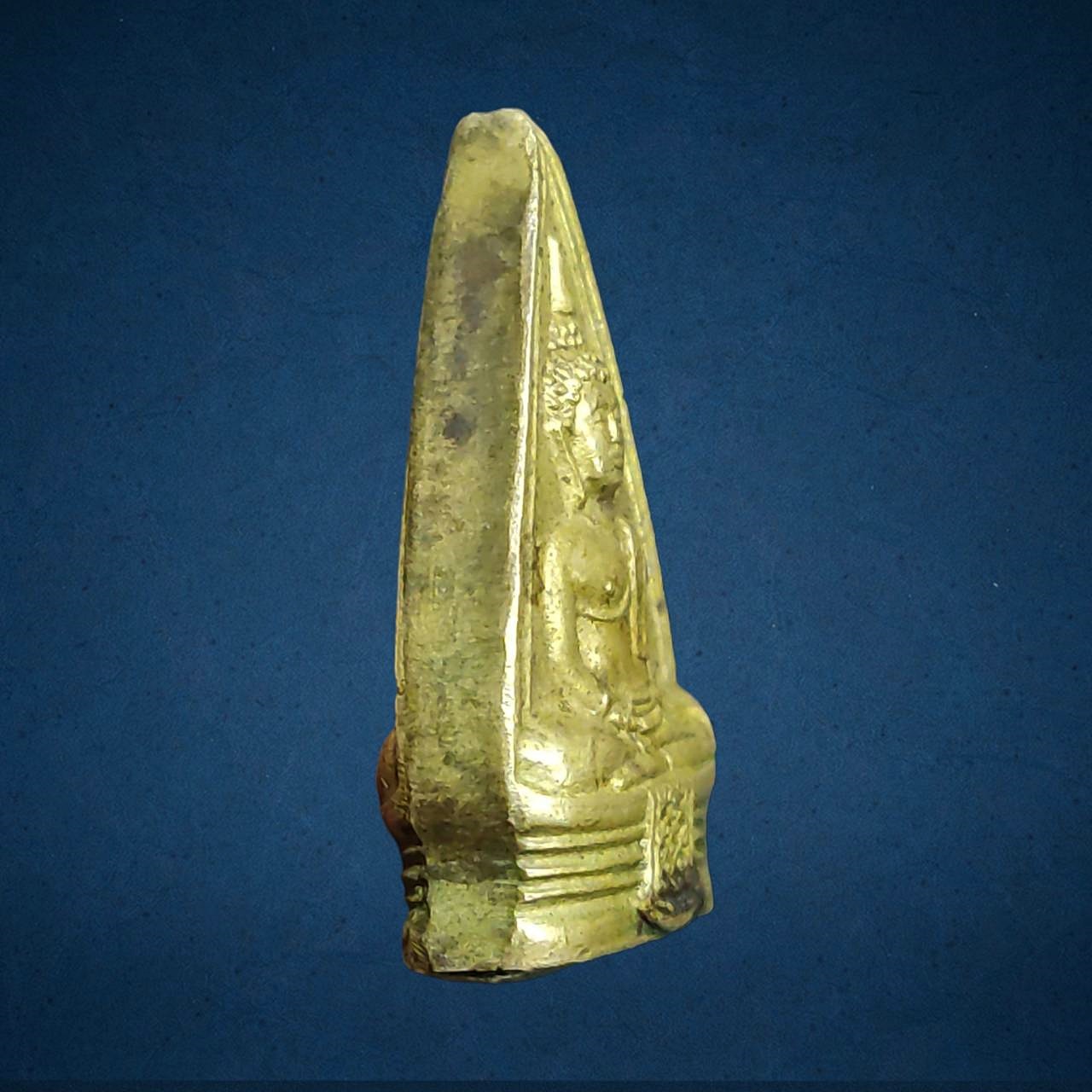 หลวงพ่อพุทธโสธร พิมพ์สามเหลี่ยมสองหน้า 5-7,5-7 วงแหวนเต็ม ฉะเชิงเทรา ปี 2497