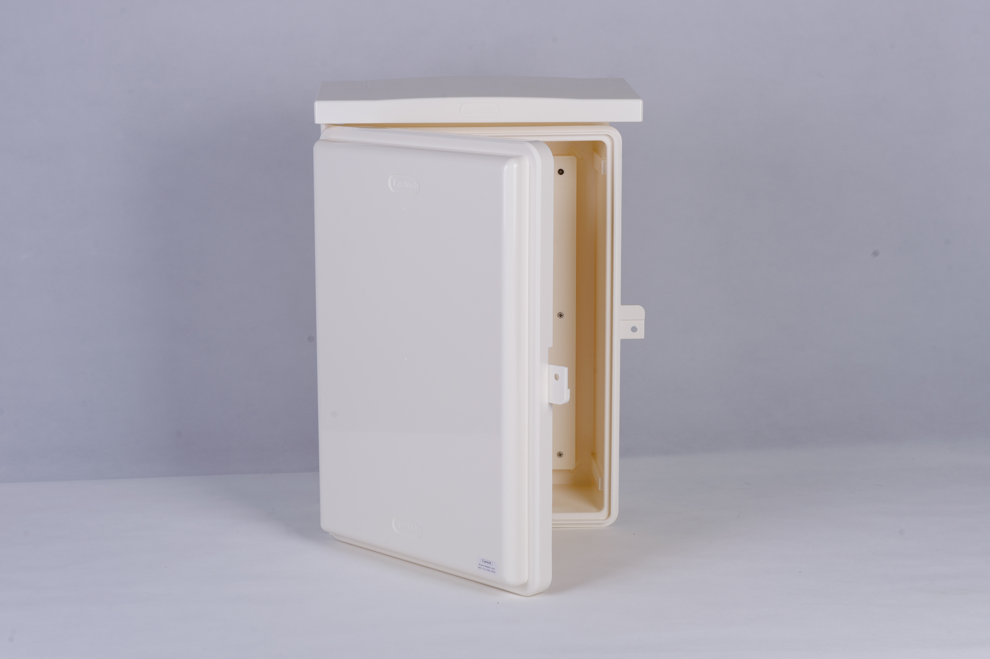 ตู้กันน้ำ ฝาทึบ-14x20 Leetech