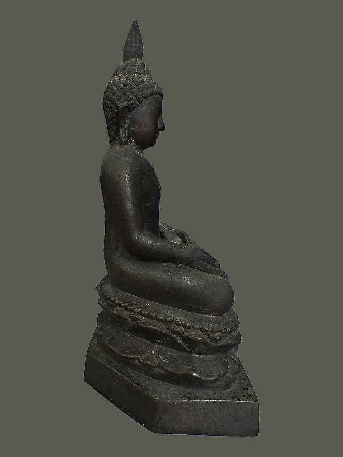 พระบูชาไพรีพินาศ สมเด็จญาณสังวรณ์ วัดบวรฯ กทม. เนื้อทองเหลือง ปี2544 เลข 351 ขนาดสูง 6.5 นิ้ว กว้าง 4 นิ้ว