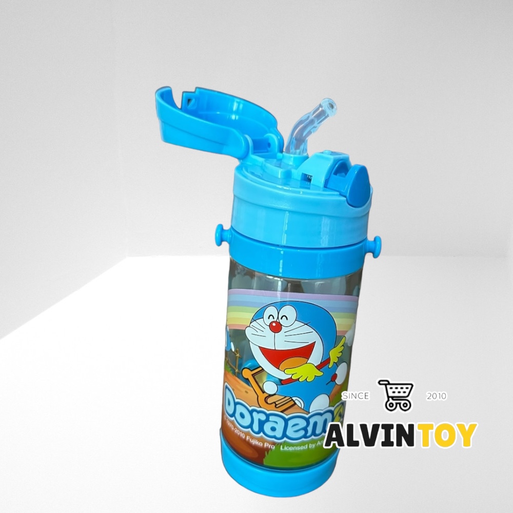 กระติกน้ำเด็ก โดราเอม่อน มีหลอดดูด 500 ml ขนาด 7x20 cm.