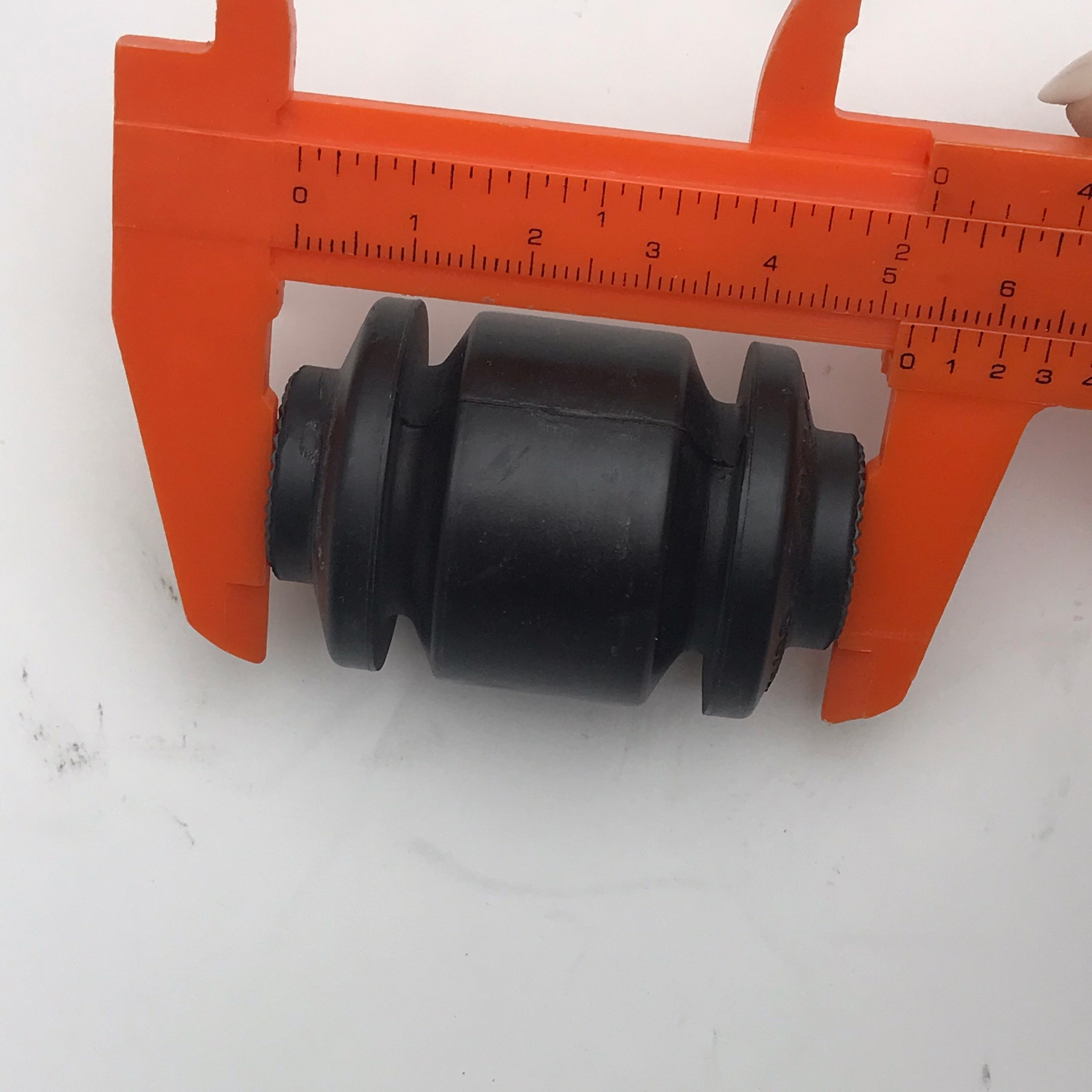 (1ตัว) บู๊ชปีกนก TOYOTA ตัวล่าง ตัวเล็ก SOLUNA ปี 2000 ตัว ล่าง โตโยต้า โซลูน่า / LOWER / SMALL ARM BUSHING ยี่ห้อ RBI / เบอร์ 48655-10050S / 48654-10050S / T24S02WS