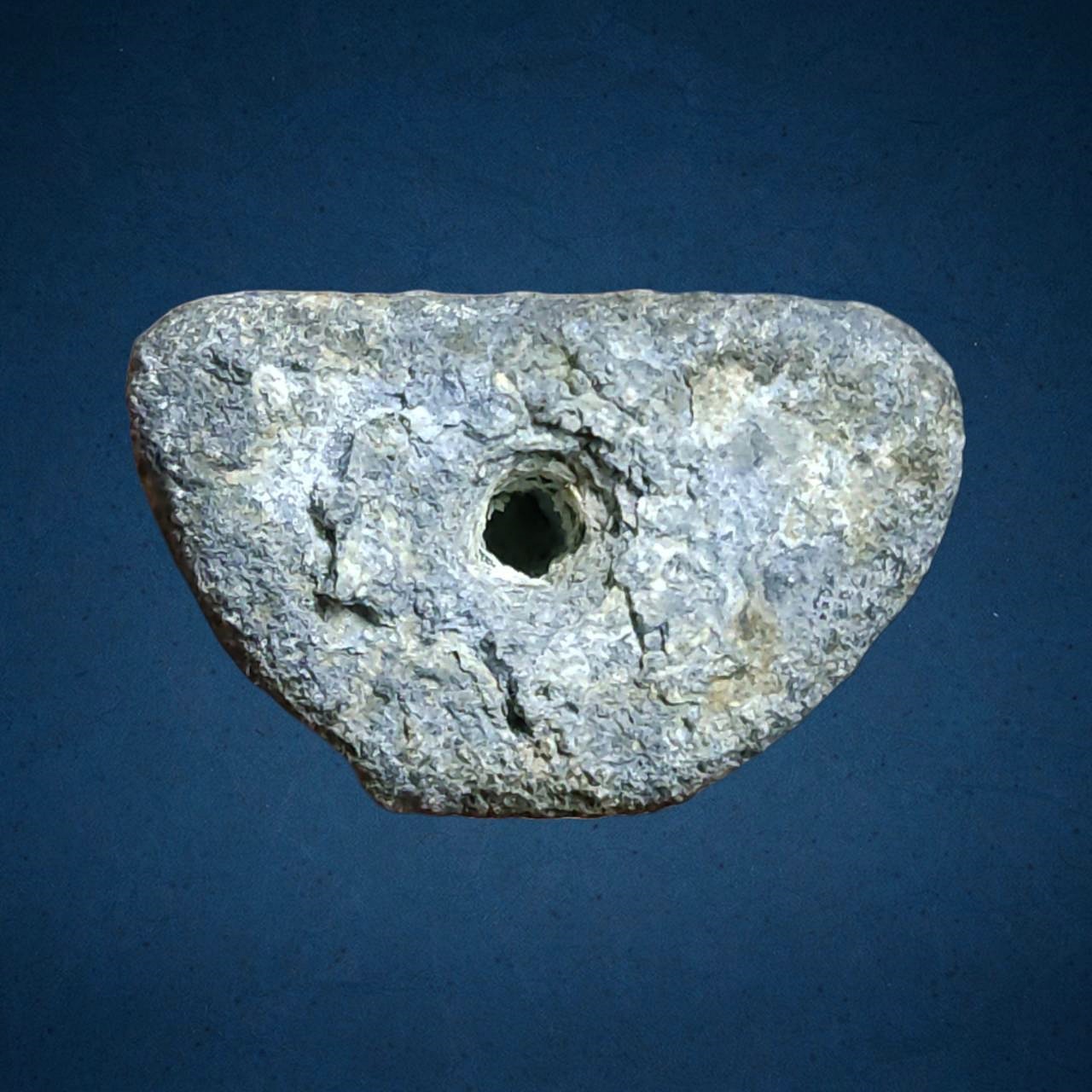 พระหลวงพ่อเนียม วัดน้อย พิมพ์พระประธานใหญ่ กรุบ้านสูตร เนื้อชินตะกั่ว