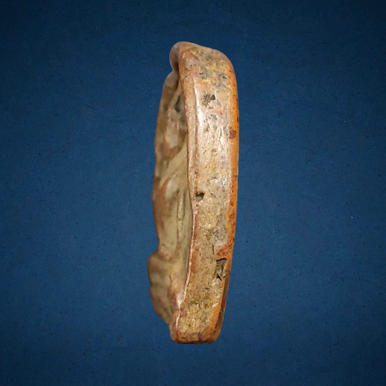 พระซุ้มกอ พิมพ์กลาง กรุวัดพิกุล กำแพงเพชร