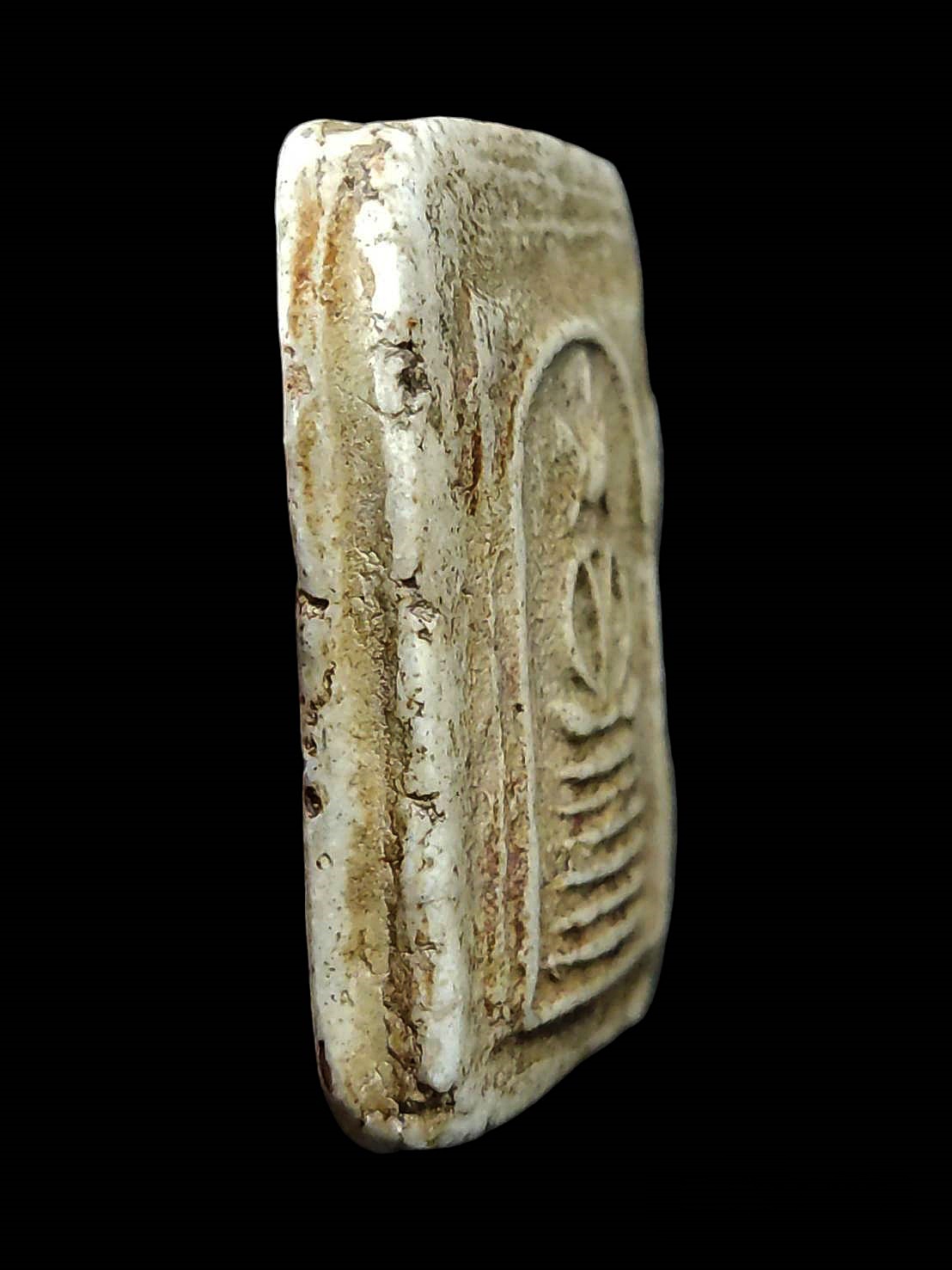 พระสมเด็จ พิมพ์วัดเกศไชโย พิมพ์6ชั้น อกตลอด