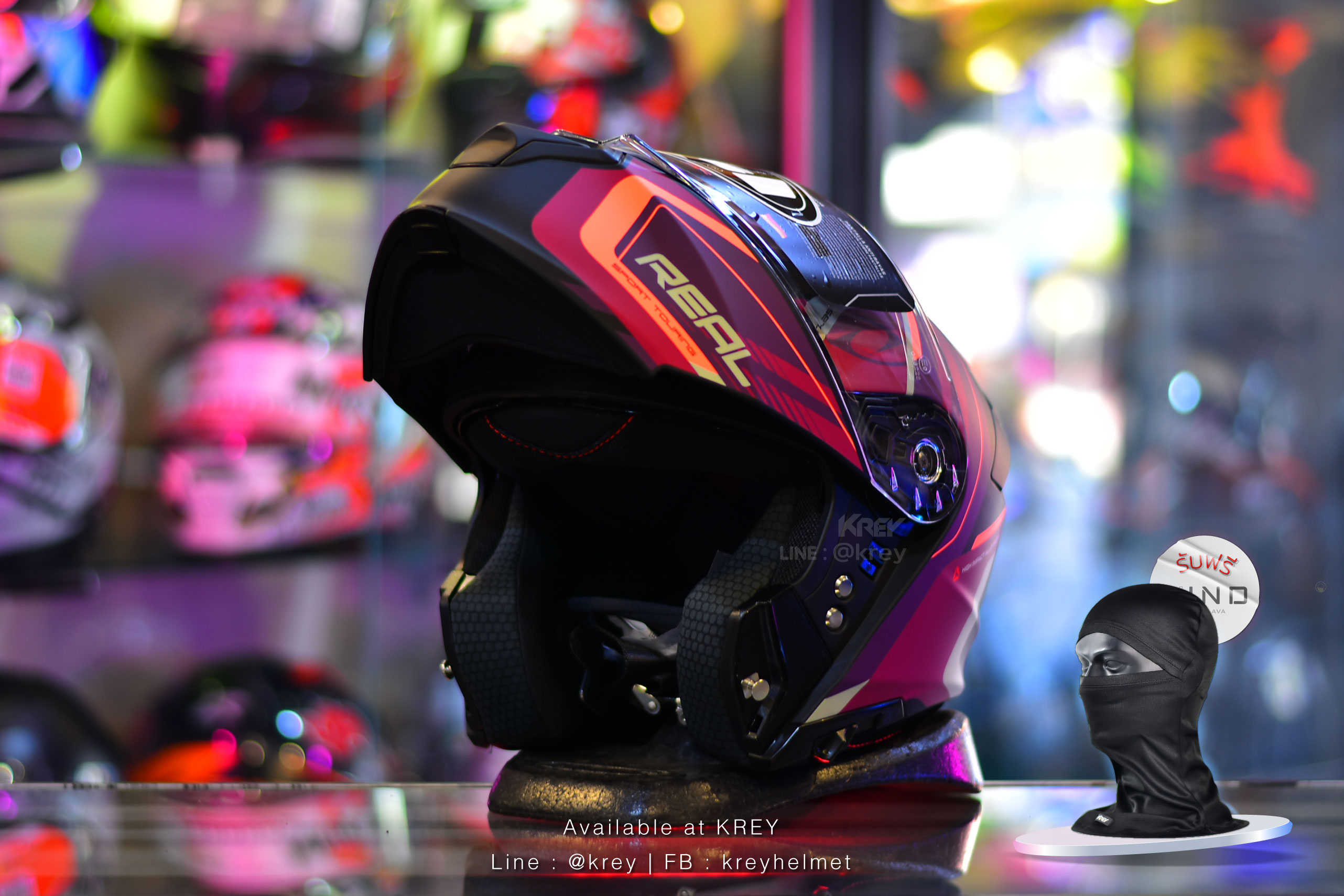 Real model Atlas Stratus Matt Black Burgundy