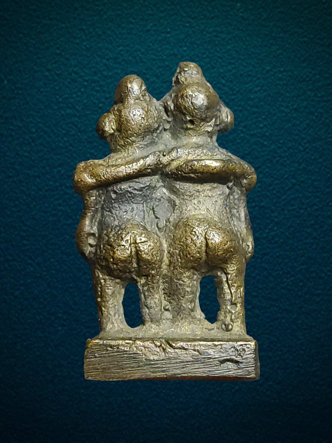 กันหาชาลี หล่อโบราณ เนื้อทองผสม เก่าไม่ทราบที่