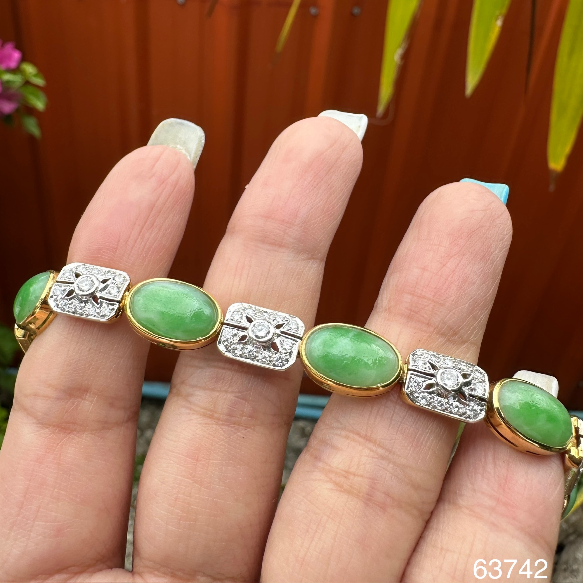 รหัส 63742 สร้อยข้อมือ หยก พม่า เพชร 91 เม็ด 1.05 กะรัต ทอง18K ความยาว 17.50 ซม. นน. 23.96 g