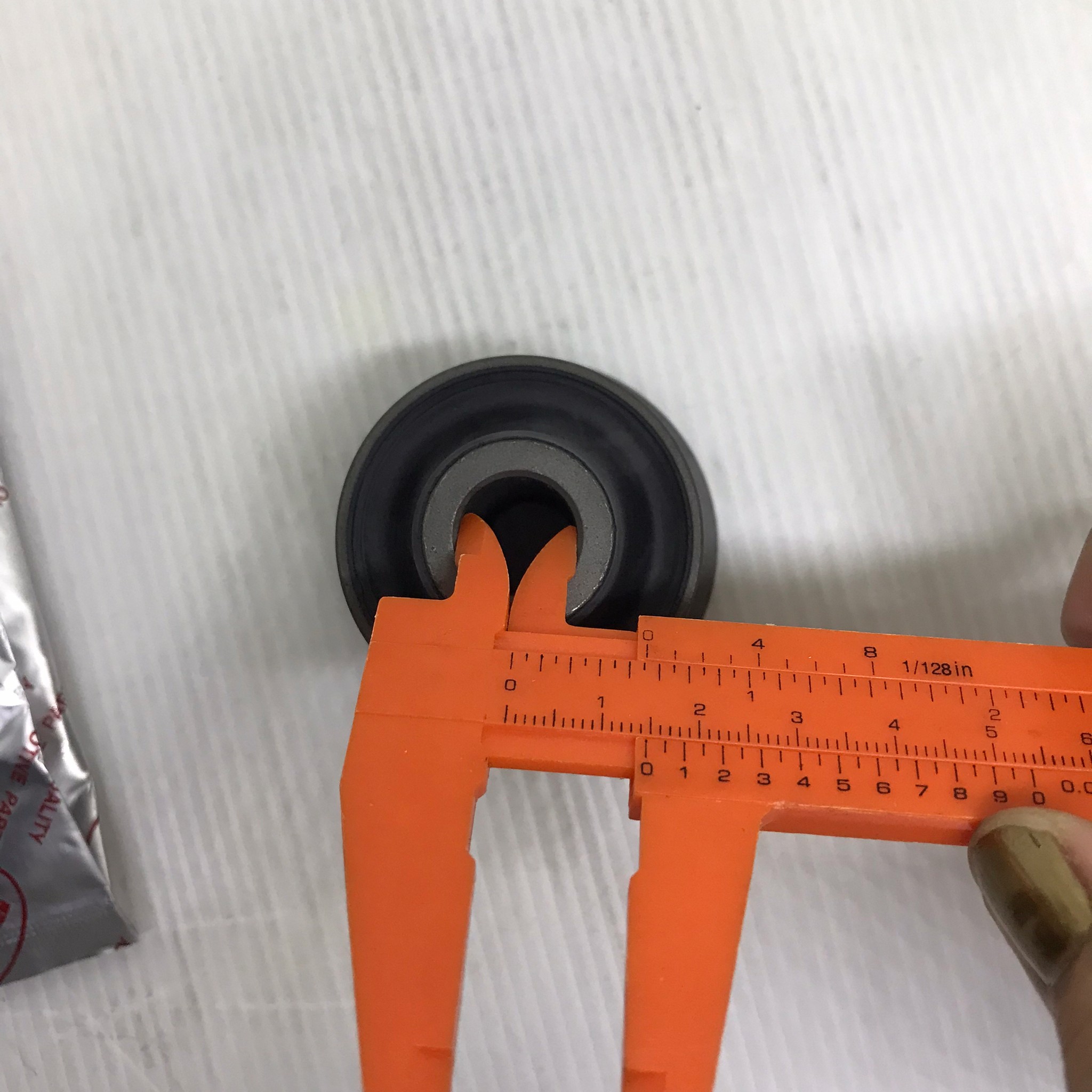 (1ตัว) บู๊ชปีกนก MITSUBISHI TRITON 4WD ตัว บน มิตซูบิชิ ไตรตั้น / UPPER / ARM BUSHING / ยี่ห้อ RBI / เบอร์ 4010A013 / M24T04P