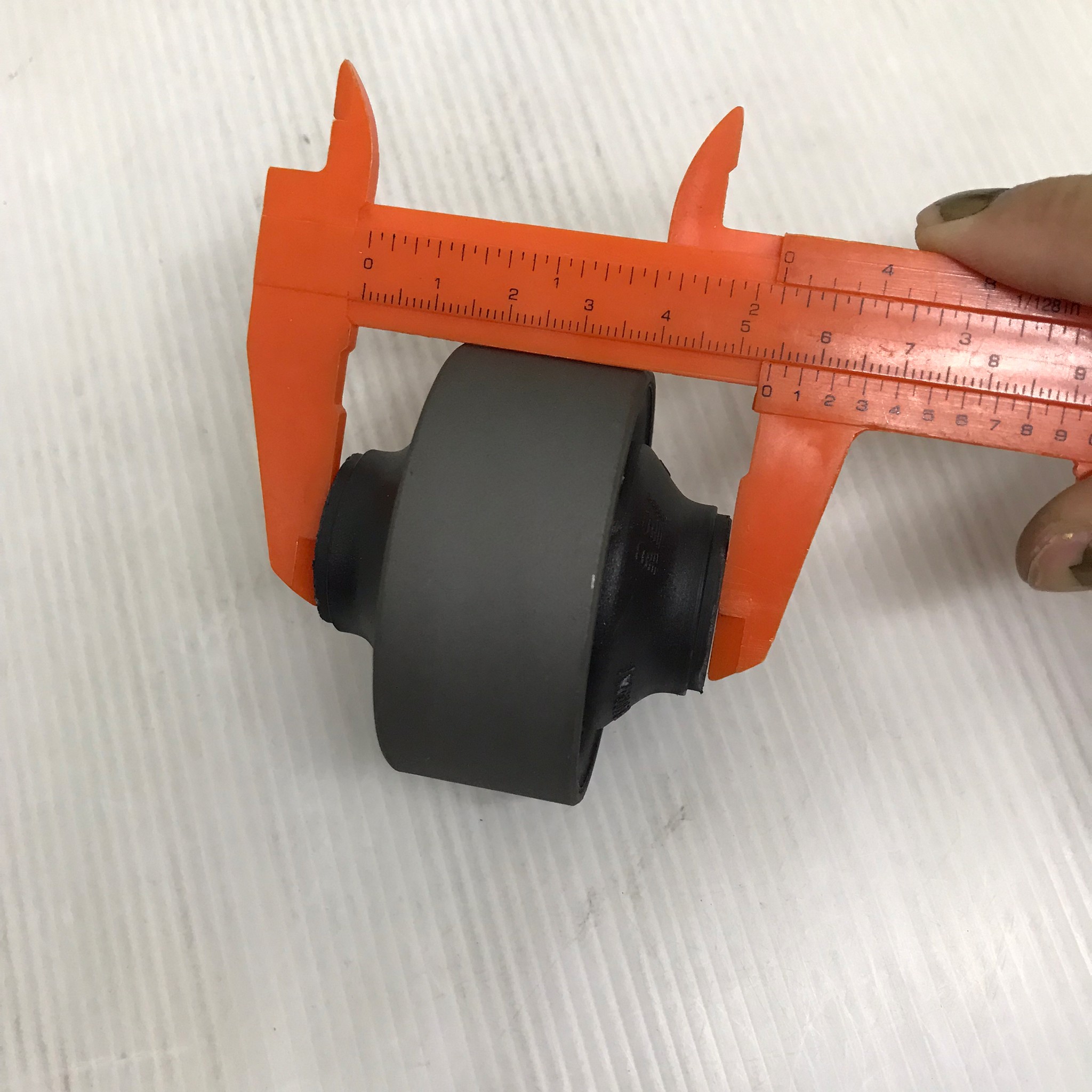 (1ตัว) บู๊ชปีกนก MITSUBISHI ตัวล่าง ตัวใหญ่ CEDIA / CS3 / CS5 ตัวล่าง มิตซูบิชิ ซีเดียร์ / LOWER / BIG ARM BUSHING ยี่ห้อ RBI เบอร์ MR403441 / M24CS3WB