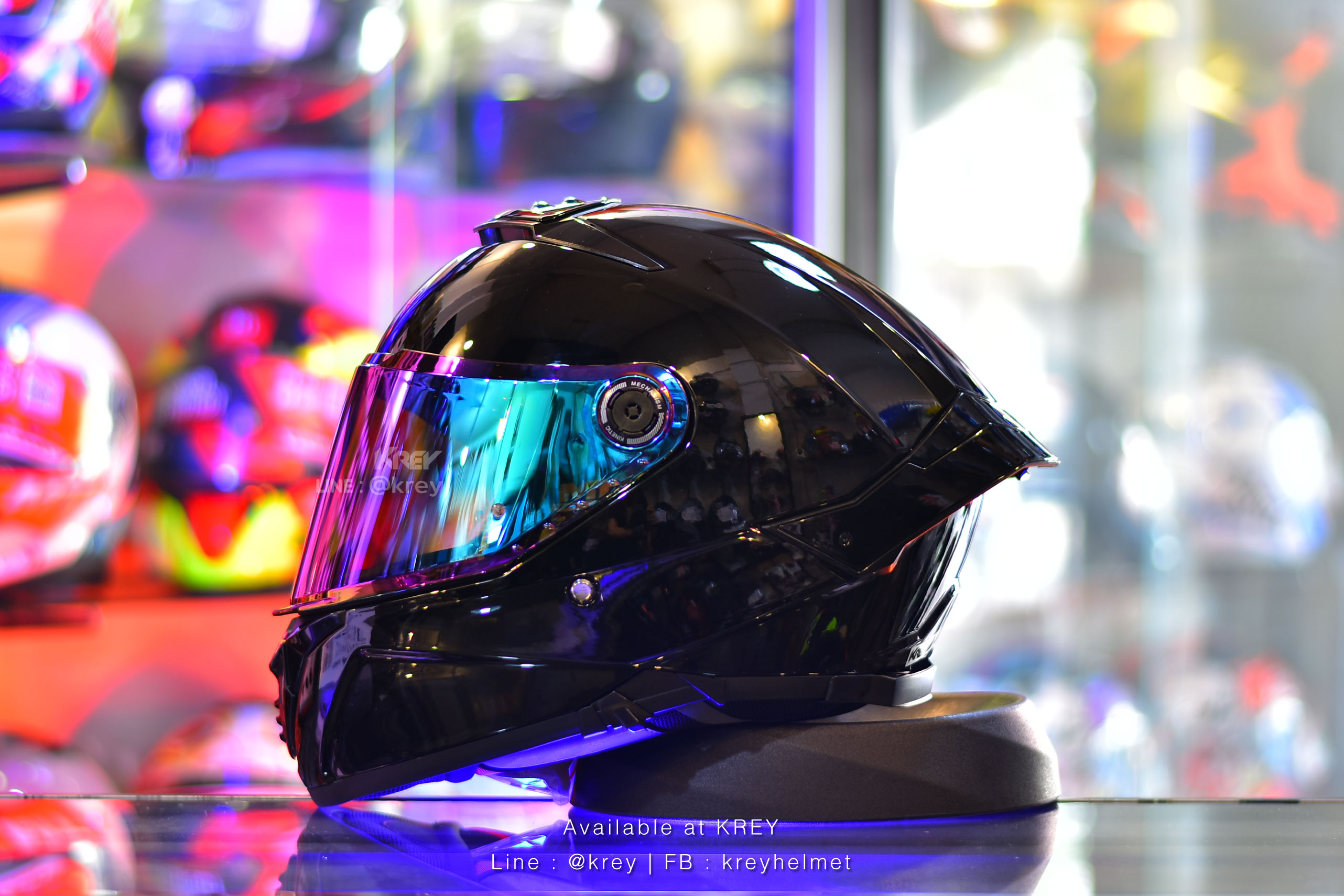 MT model THUNDER 4 SV PURE GLOSS BLACK