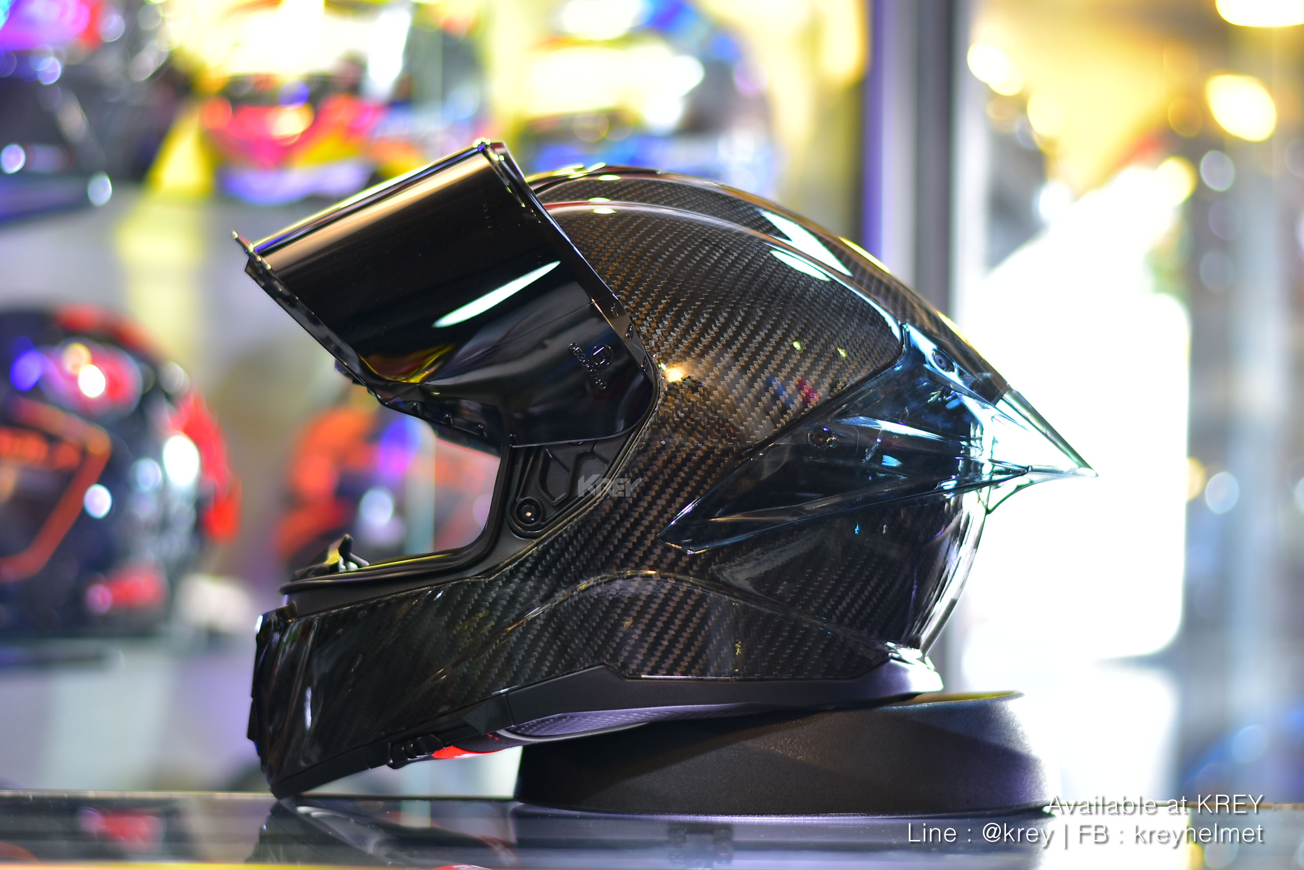 BRG Helmets model BR-24 Carbon Black