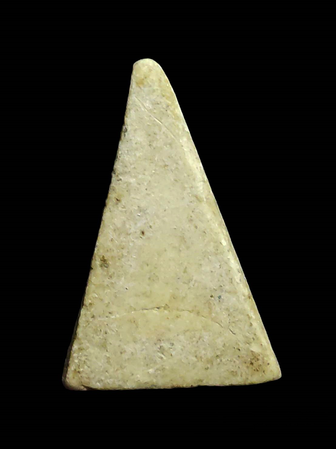 พระนางพญา เนื้อผงน้ำมัน หลวงพ่อกวย วัดโฆสิตาราม จ.ชัยนาท