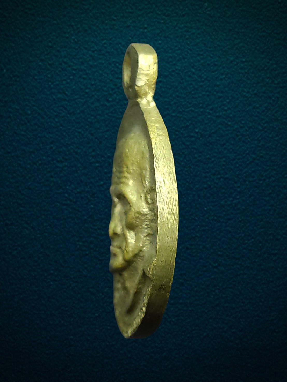 เหรียญหล่อ หลวงพ่อเงิน วัดบางคลาน จ.พิจิตร ปี 2551