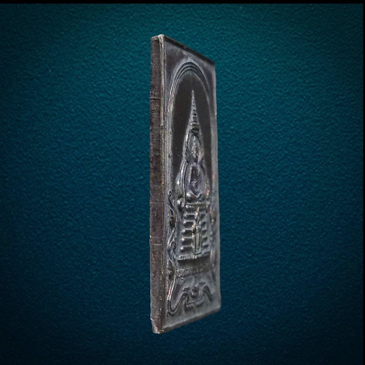 เหรียญพระปางสมาธิ พระพุทธมหาพรหมบรมโลกนาถ หลัง ท้าวพระพรหม ในองค์ตรีมูรติ ทรงพญาหงส์ ปลุกเสกในพิธีใหว้ครู วัดป่าสิริวัฒนาวิสุทธิ์ นครสวรรค์ ปี 2535