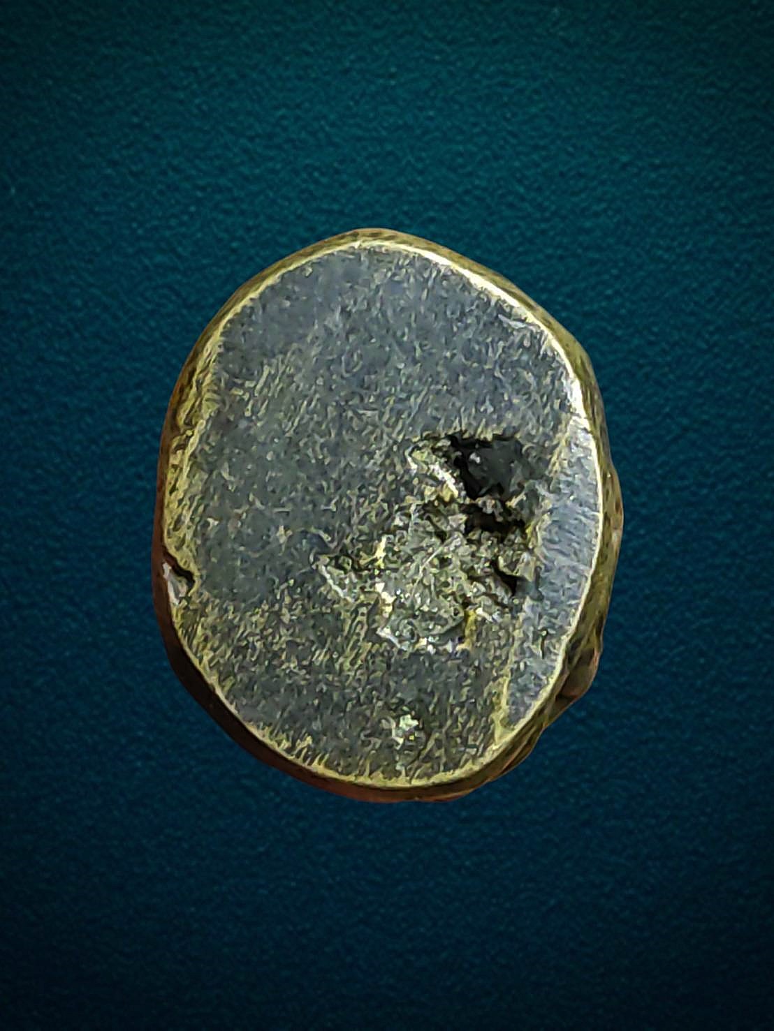 รูปหล่อเสือใหญ่ หลวงปู่ชอบ วัดเขารังเสือ ราชบุรี