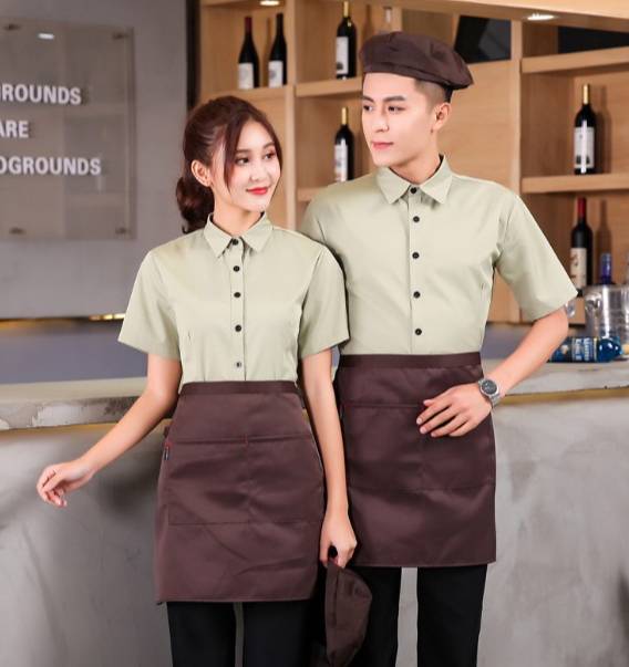 ชุดพนักงานเสริฟ ชุดพนักงานร้านอาหาร ร้านกาแฟ รีสอร์ท แขนสั้น สีเขียวทหาร