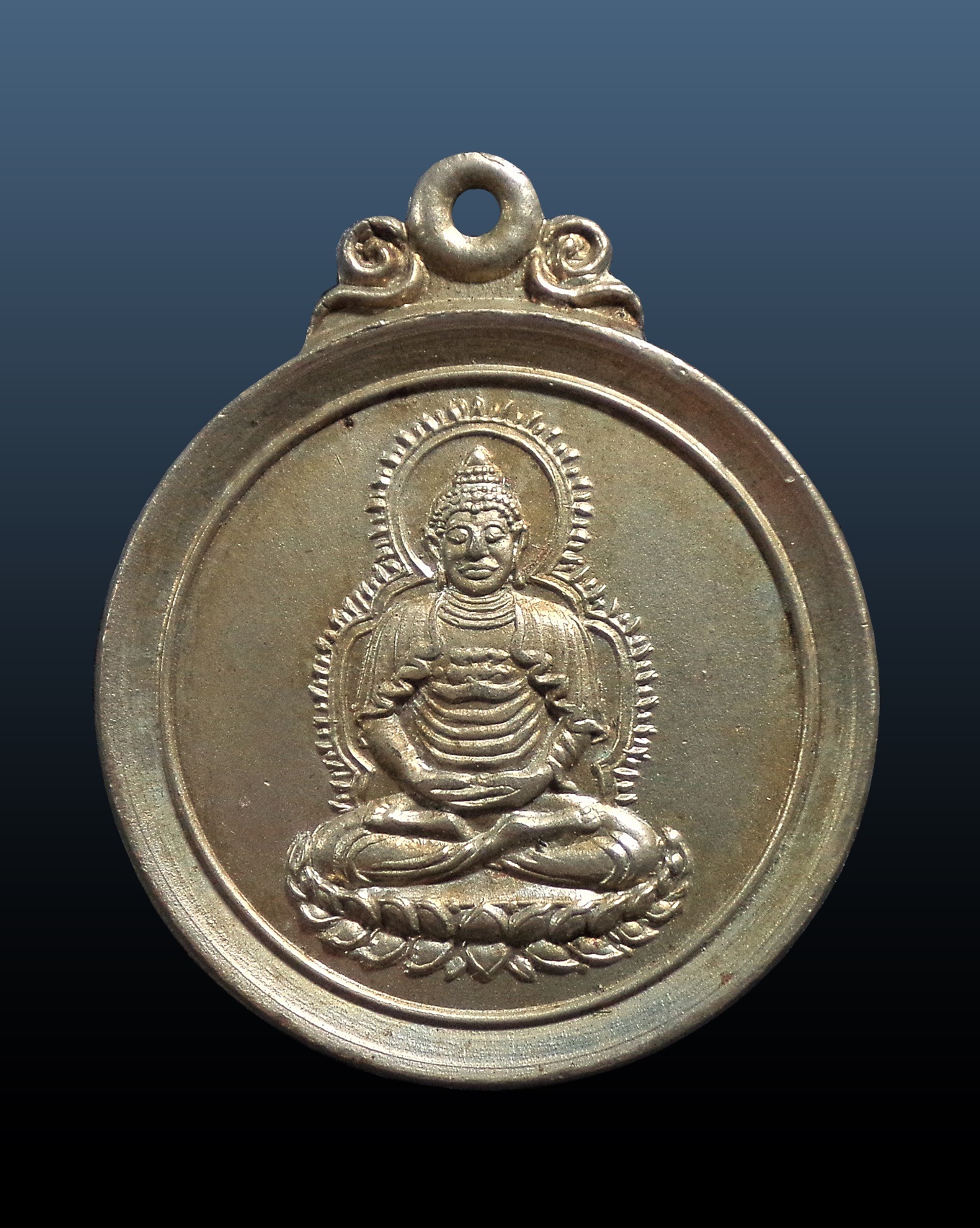 เหรียญที่ระลึกเปิดป้ายศาลาโผ้วเต็กตึ๊ง วัดกุศลสมาคร กทม. ปี 2526