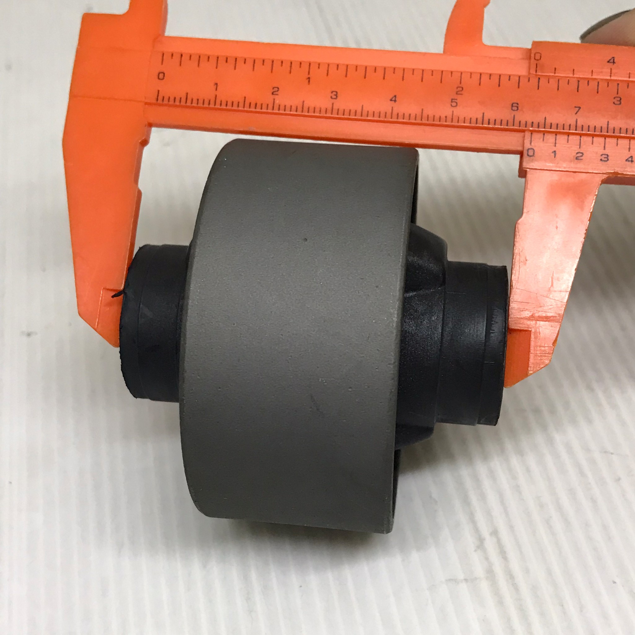 (1ตัว) บู๊ชปีกนก HONDA ตัวล่าง ตัวใหญ่ CIVIC DIMENSION / ES ปี 2001-2005 / CR-V ปี 2002 (G2) ตัว ล่าง ฮอนด้า ซีวิค ไดเมนชั่น / LOWER / BIG ARM BUSHING ยี่ห้อ RBI เบอร์ 51391-S5A-024 / 51391-S7A-005 / O24201WB