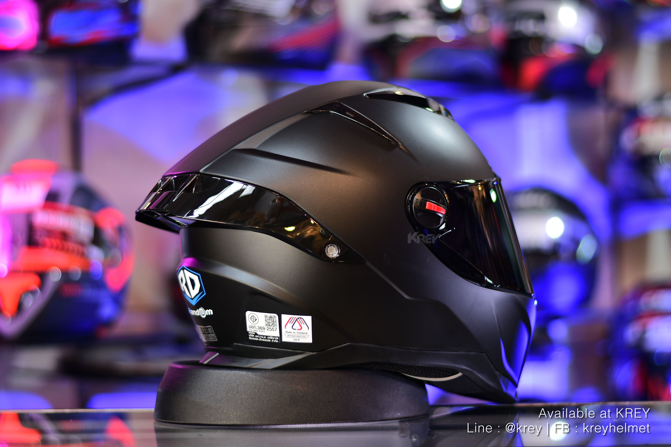 Random model CZR-BT Super Matt Black