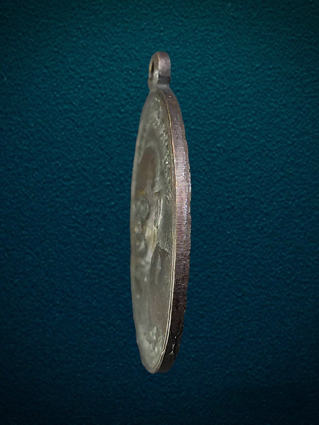 เหรียญหลวงพ่อช้าง วัดเขียนเขต ปทุมธานี รุ่นวิเศษ ปี2529