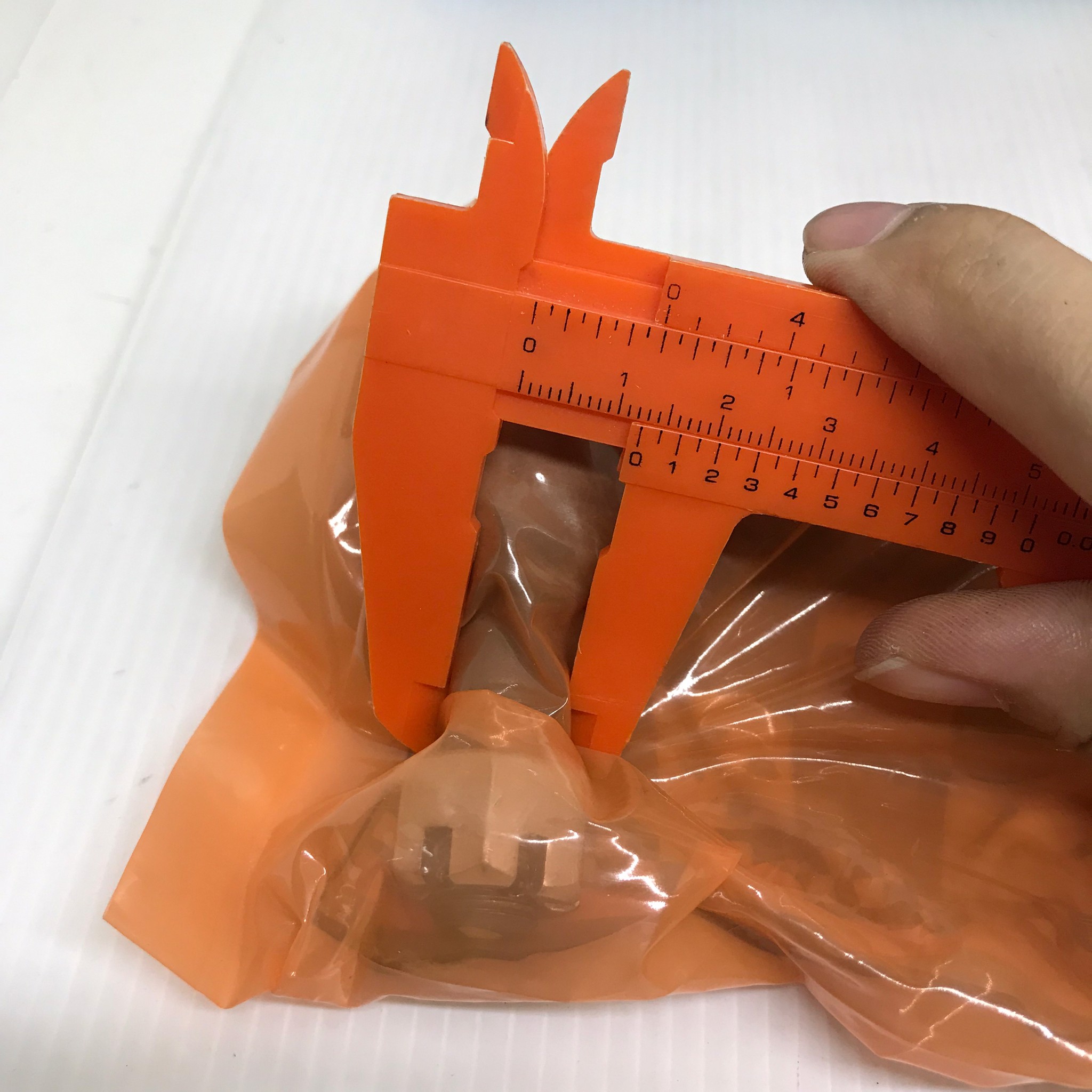 (2 ตัว) ลูกหมากคันชักนอก TOYOTA ALTIS 01-07 / LIMO โตโยต้า อัลติส ลีโม่ / เบอร์ 3E-3641 / 45046-19265 / 45047-19155 / ยี่ห้อ 333 / Three Three Three (TIE ROD END) 1 คู่