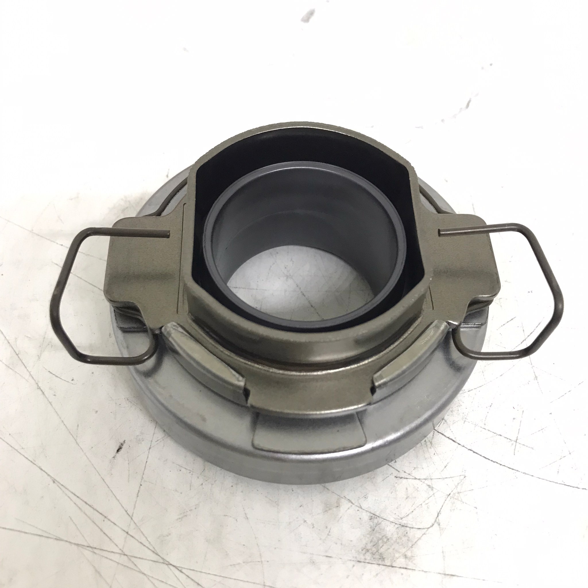 (แท้ศูนย์) ลูกปืนคลัทช์ TOYOTA 1KD / VIGO 3000 / COMMUTER ดีเซล / VIGO SMART โตโยต้า วีโก้ / ตู้คอมมูเตอร์ดีเซลหัวปี๊บ ตัวแรก เบอร์ 31230-60170 ยี่ห้อ TOYOTA (Clutch Bearing)