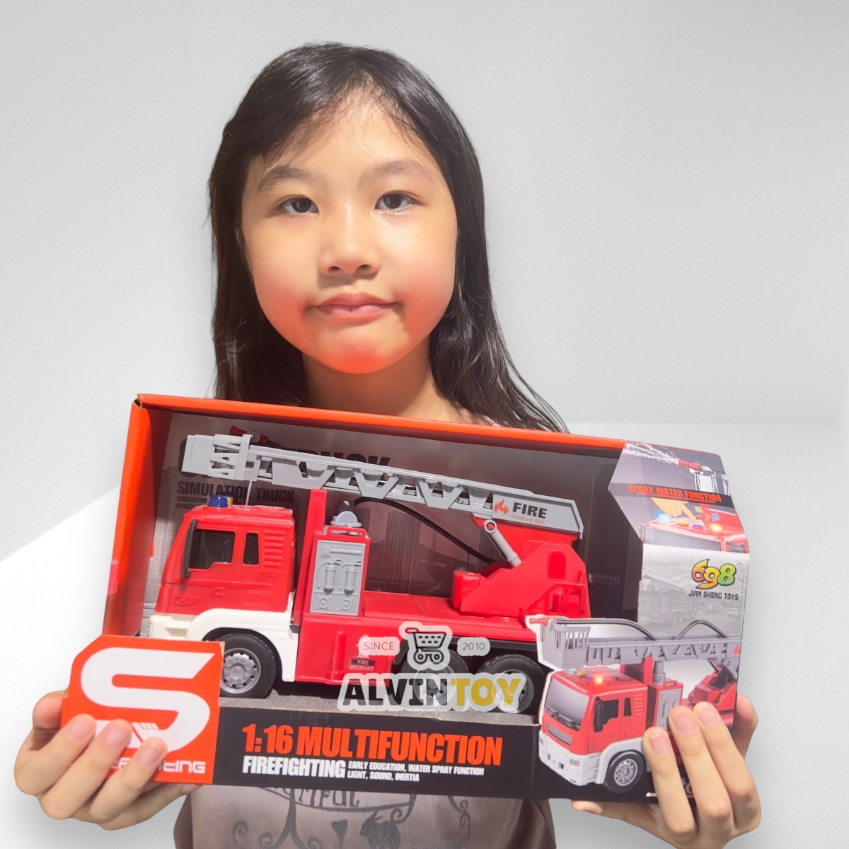 ของเล่น รถดับเพลิง ขนาดความกว้าง 25 cm. สูง 12 cm. มีเสียง มีไฟ ผลิตจากพลาสติกคุณภาพดี แข็งแรง ทนทาน สินค้าได้รับมาตรฐาน มอก.