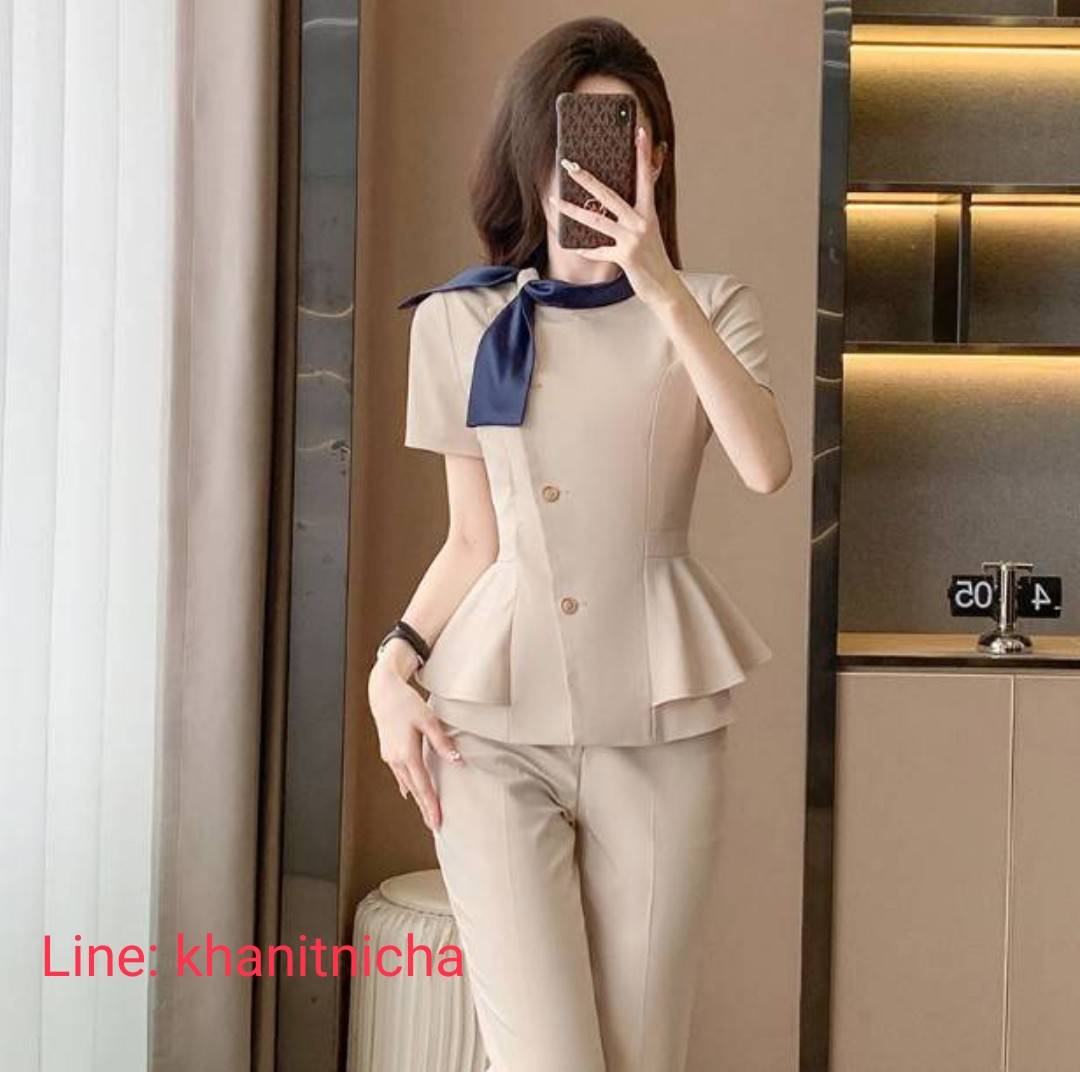 ชุดคลินิกความงาม ชุดพนักงานต้อนรับ ชุดพนักงานขาย สีแอปริคอต สีดำ สีน้ำเงิน