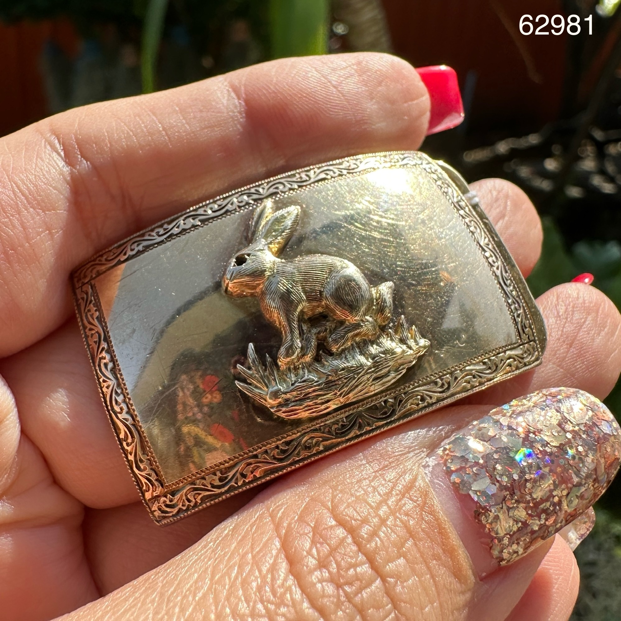 รหัส 62981 หัวเข็มขัด กระต่าย แกะลาย ทอง14K ทองเก่า งานโบราณ สวยน่าสะสม นน. 22.92 g