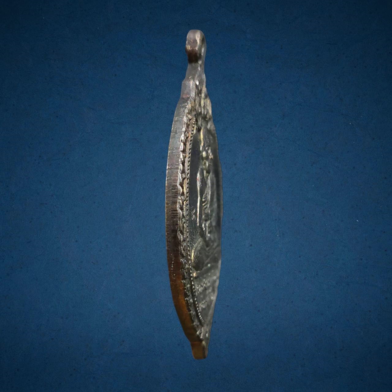 เหรียญหลวงพ่อเอีย วัดบ้านด่าน จ.ปราจีนบุรี ปี2520 เนื้อทองแดง (ออกให้วัดดงไชยมัน ปราจีนบุรี)