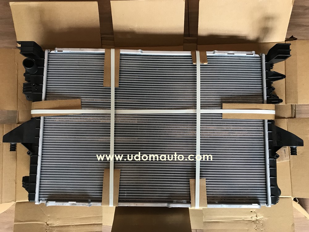 หม้อน้ำ CARAVELLE T5 (TSI, TDI) เครื่อง2.0 / 7E0121253A