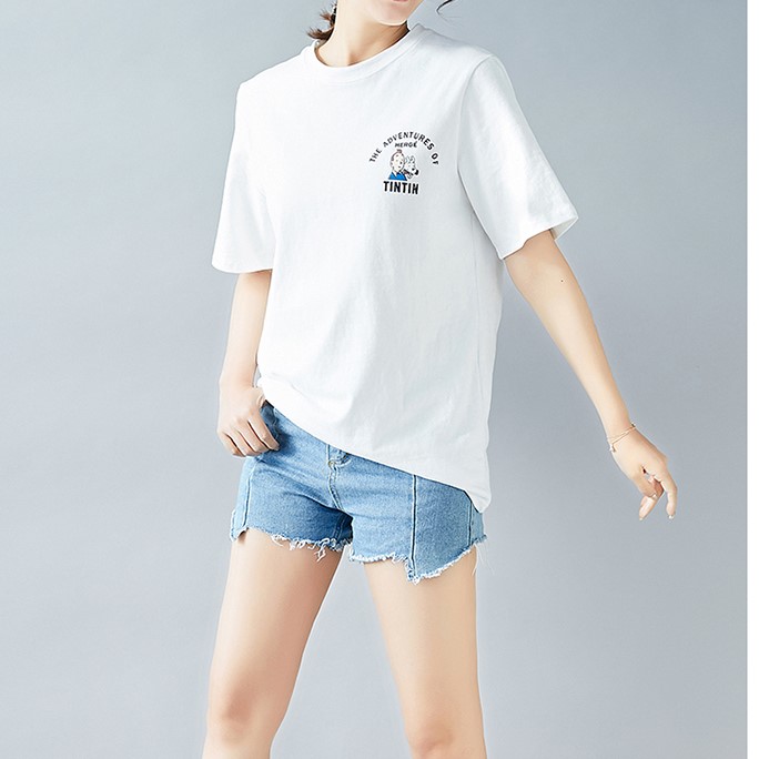 P2798 เสื้อแฟชั่น ผ้ายืดเนื้อดีสีขาว สกรีนลายหน้าหลัง